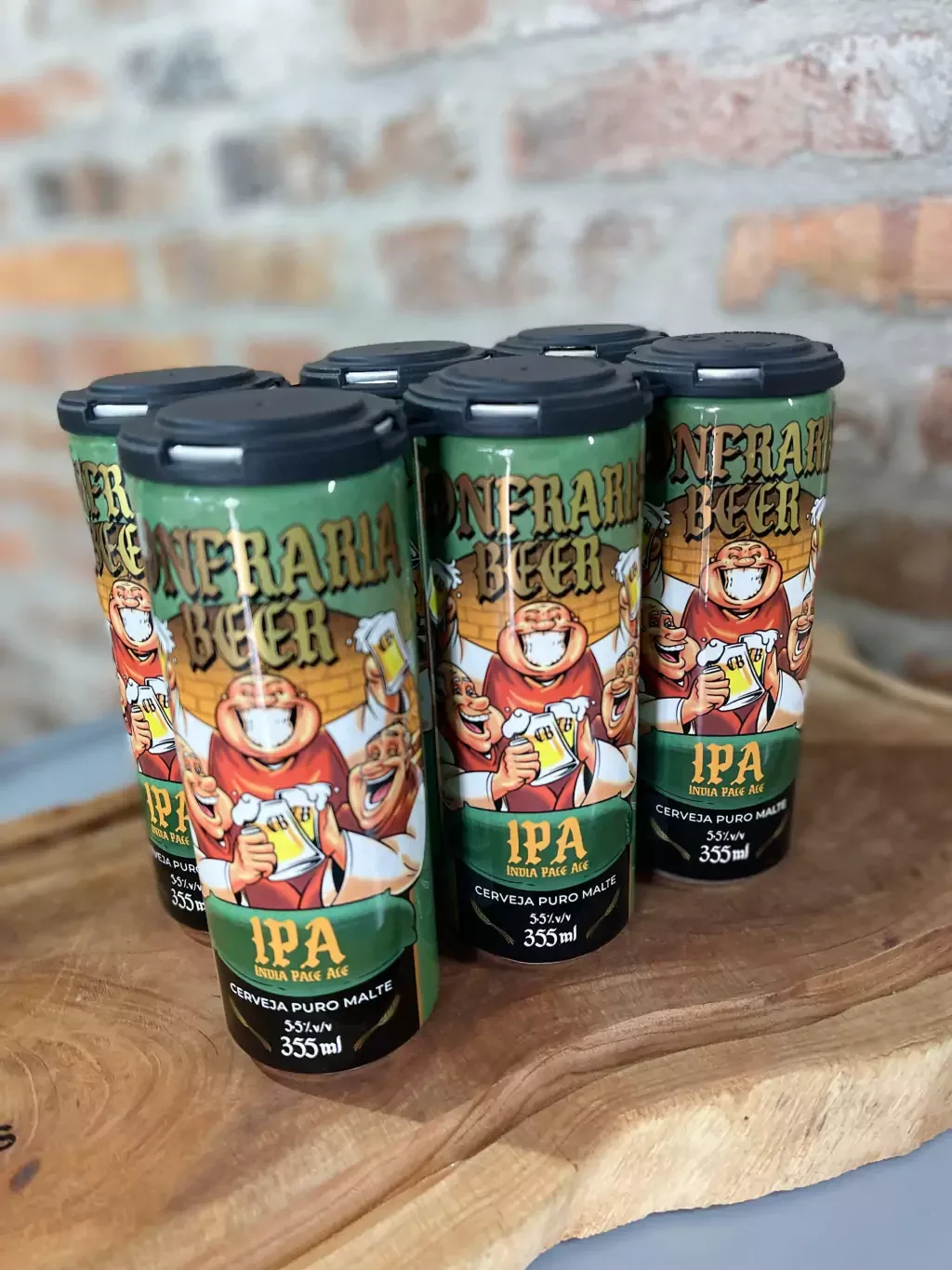 Pack de latas de IPA da Confraria Beer